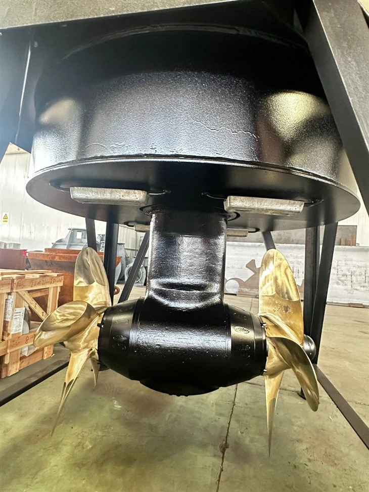 Z-Drived Well Mounted Counter Rotating Propellers Azimuth Thruster suppliers